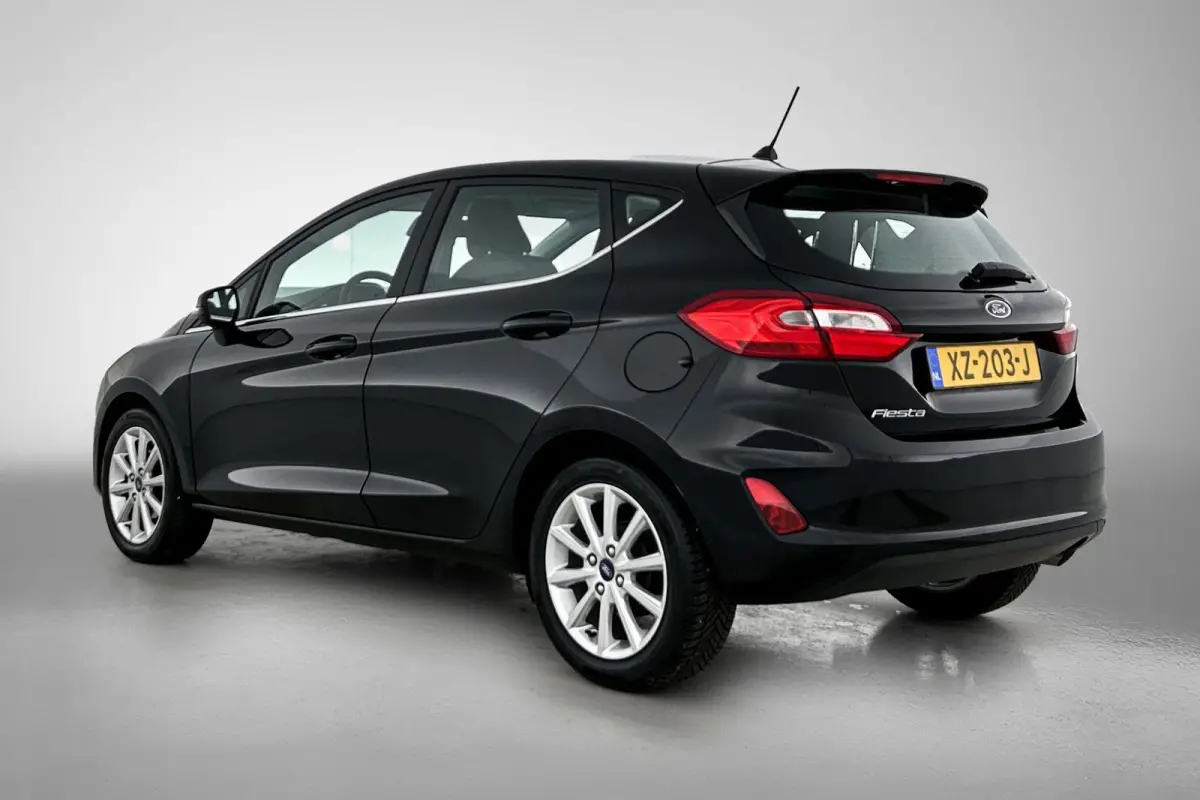 1.0 EcoBoost Titanium (NAVIGATIE, CARPLAY, STUURBEDIENING, LM VELGEN., 1e EIGENAAR, DEALER ONDERHOUDEN)