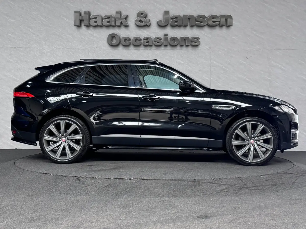 2.0 Portfolio AWD 30t Meridian Panoramadak HUD