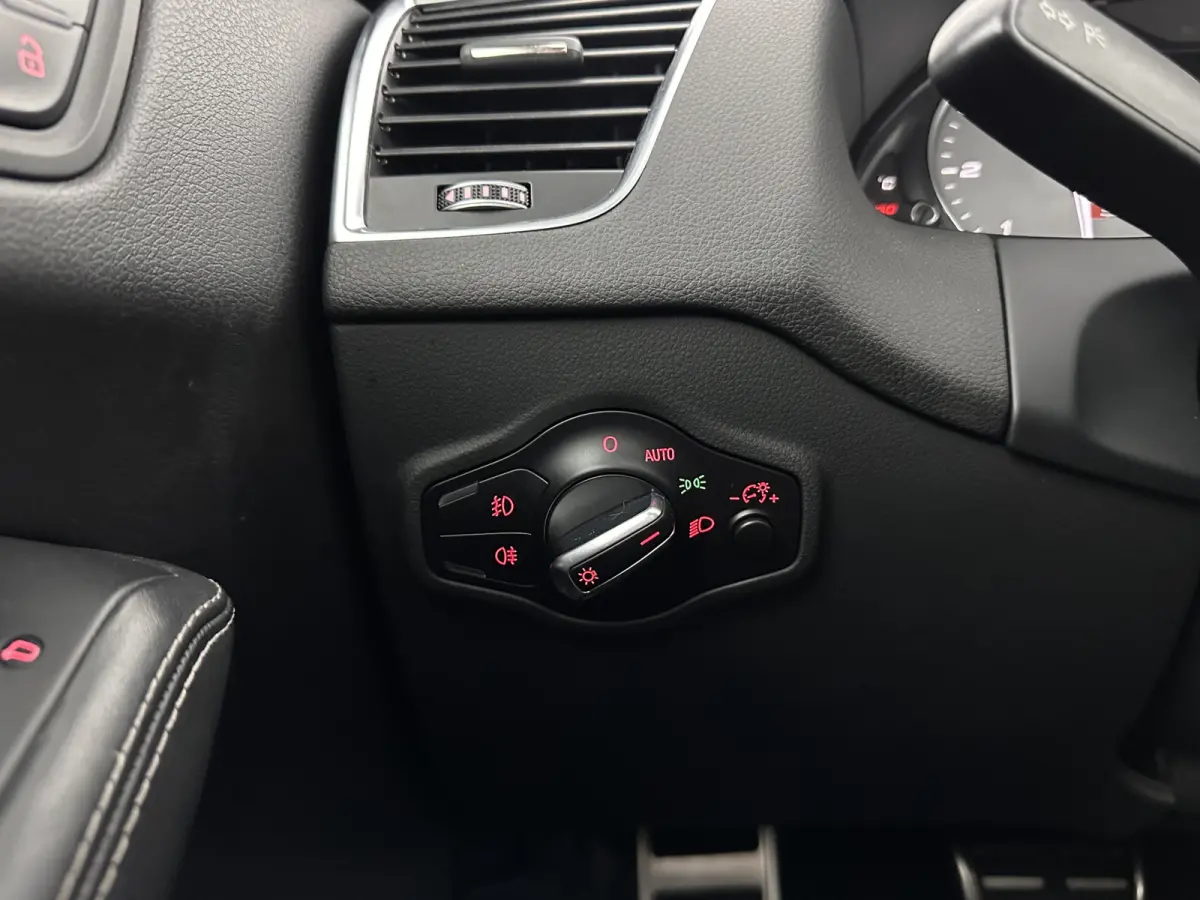 SQ5 3.0 TDI S-line-Plus Quattro Pro Line Aut. *PANO | DESIGN-LEATHER | XENON | B&O-AUDIO | BLINDSPOT | HEATED-SPORTSEATS | KEYLESS | CAMERA | NAVI-FULLMAP | PRIVACY-GLASS | MEMORY-PACK | CAR