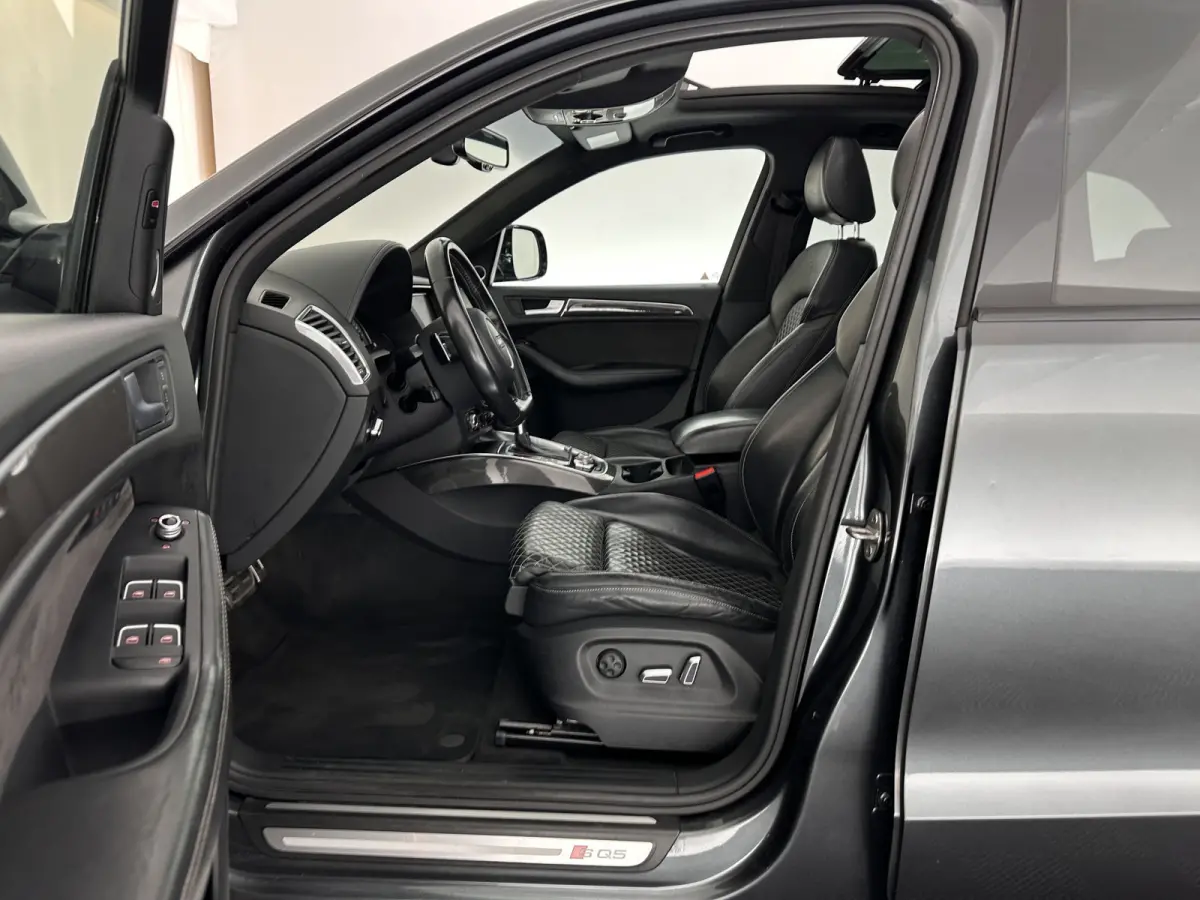 SQ5 3.0 TDI S-line-Plus Quattro Pro Line Aut. *PANO | DESIGN-LEATHER | XENON | B&O-AUDIO | BLINDSPOT | HEATED-SPORTSEATS | KEYLESS | CAMERA | NAVI-FULLMAP | PRIVACY-GLASS | MEMORY-PACK | CAR