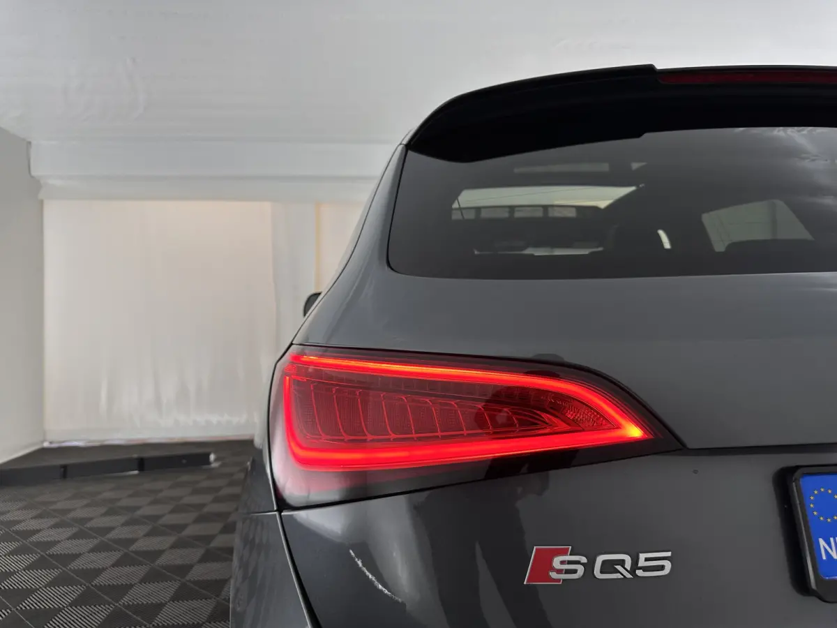 SQ5 3.0 TDI S-line-Plus Quattro Pro Line Aut. *PANO | DESIGN-LEATHER | XENON | B&O-AUDIO | BLINDSPOT | HEATED-SPORTSEATS | KEYLESS | CAMERA | NAVI-FULLMAP | PRIVACY-GLASS | MEMORY-PACK | CAR