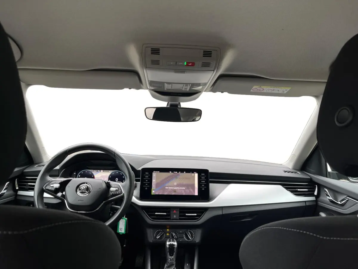 1.0 TSI Sport Business | Stoelverwarming | Navigatie | Digital Dashboard