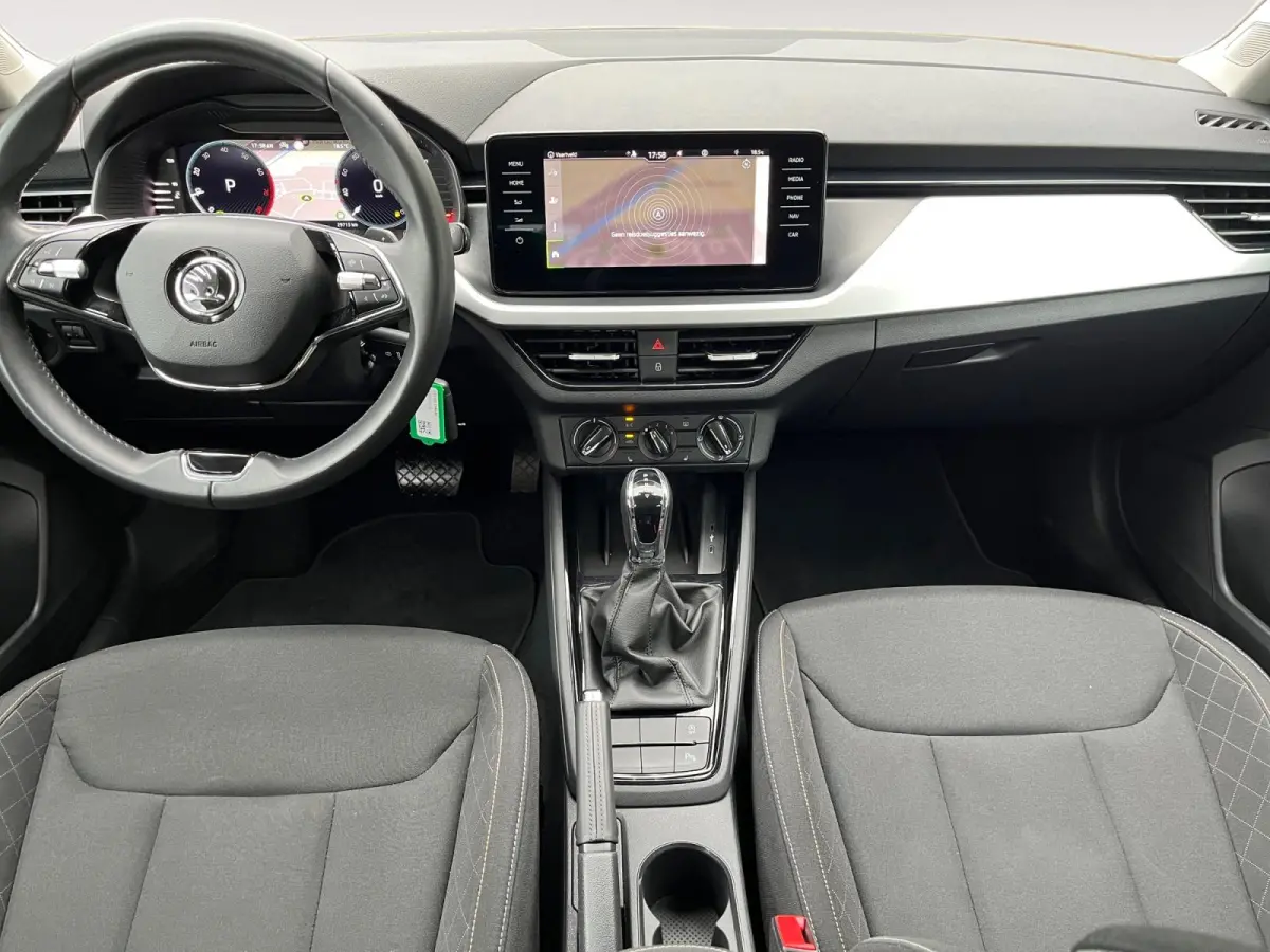 1.0 TSI Sport Business | Stoelverwarming | Navigatie | Digital Dashboard