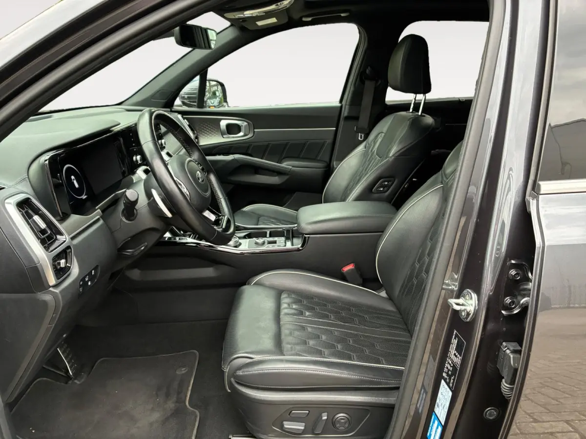 1.6 T-GDI Plug-in Hybrid 4WD ExecutiveLine 5p. | Panoramadak | Leder | Stoel- en stuurverwarming | Carplay | 360 Camera | Bose