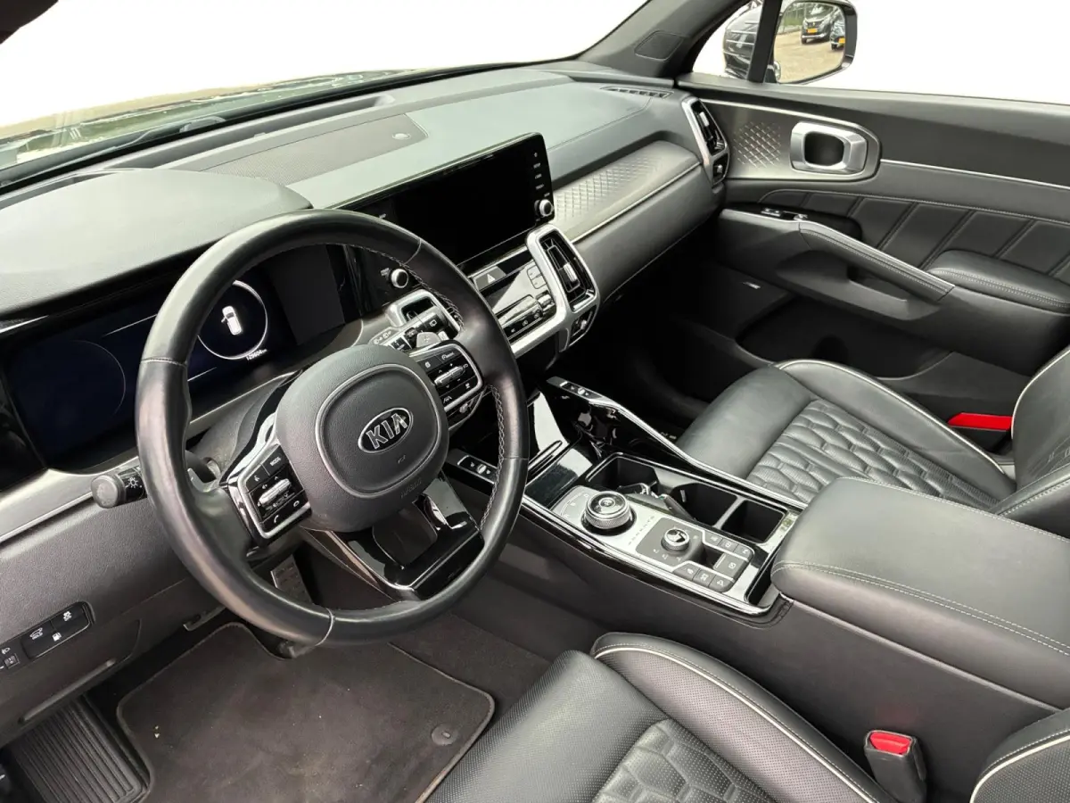 1.6 T-GDI Plug-in Hybrid 4WD ExecutiveLine 5p. | Panoramadak | Leder | Stoel- en stuurverwarming | Carplay | 360 Camera | Bose