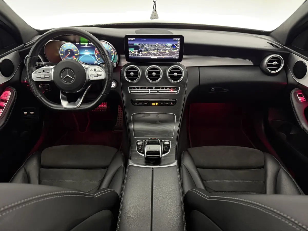 300 e AMG Limited 320PK | Pano | 360° | Virtual | Sfeer | Trekhaak | Carplay | LED