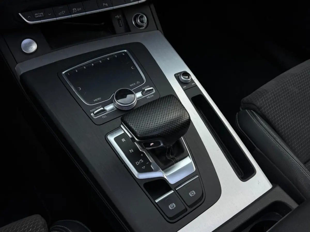 55 TFSI e 3x S Line ed.Comp. FULL PANO NAVI CAMERA LEDER