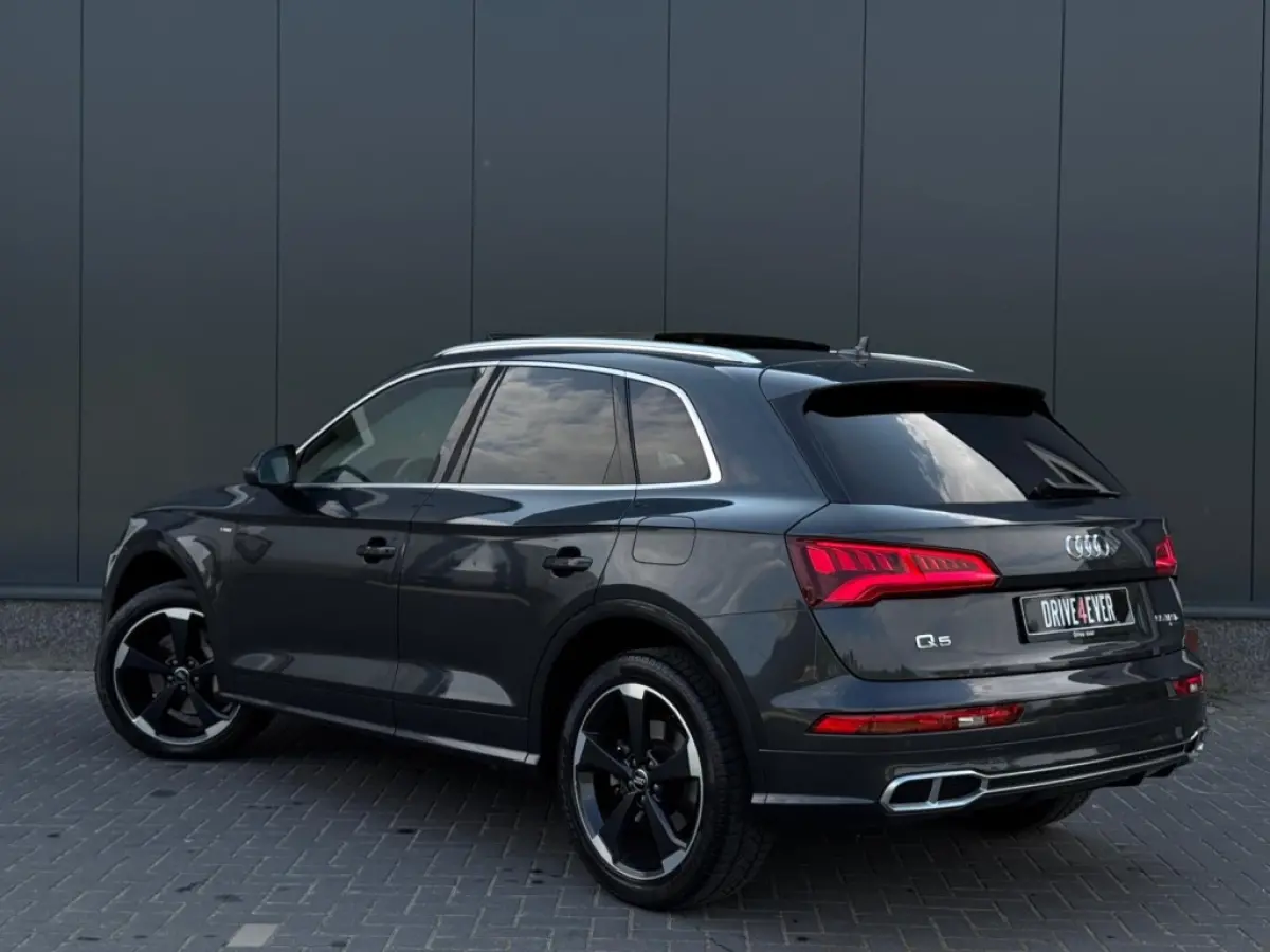 55 TFSI e 3x S Line ed.Comp. FULL PANO NAVI CAMERA LEDER