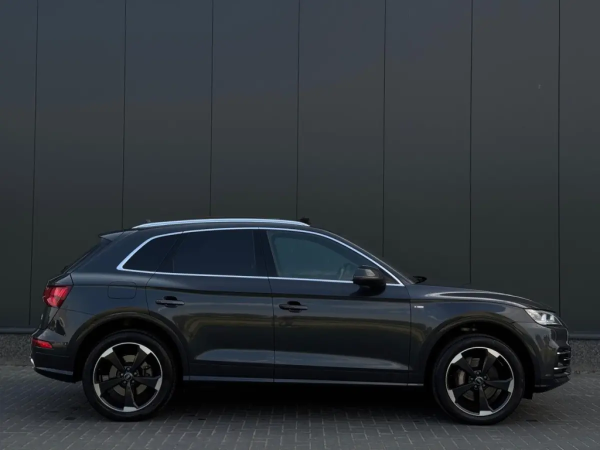 55 TFSI e 3x S Line ed.Comp. FULL PANO NAVI CAMERA LEDER