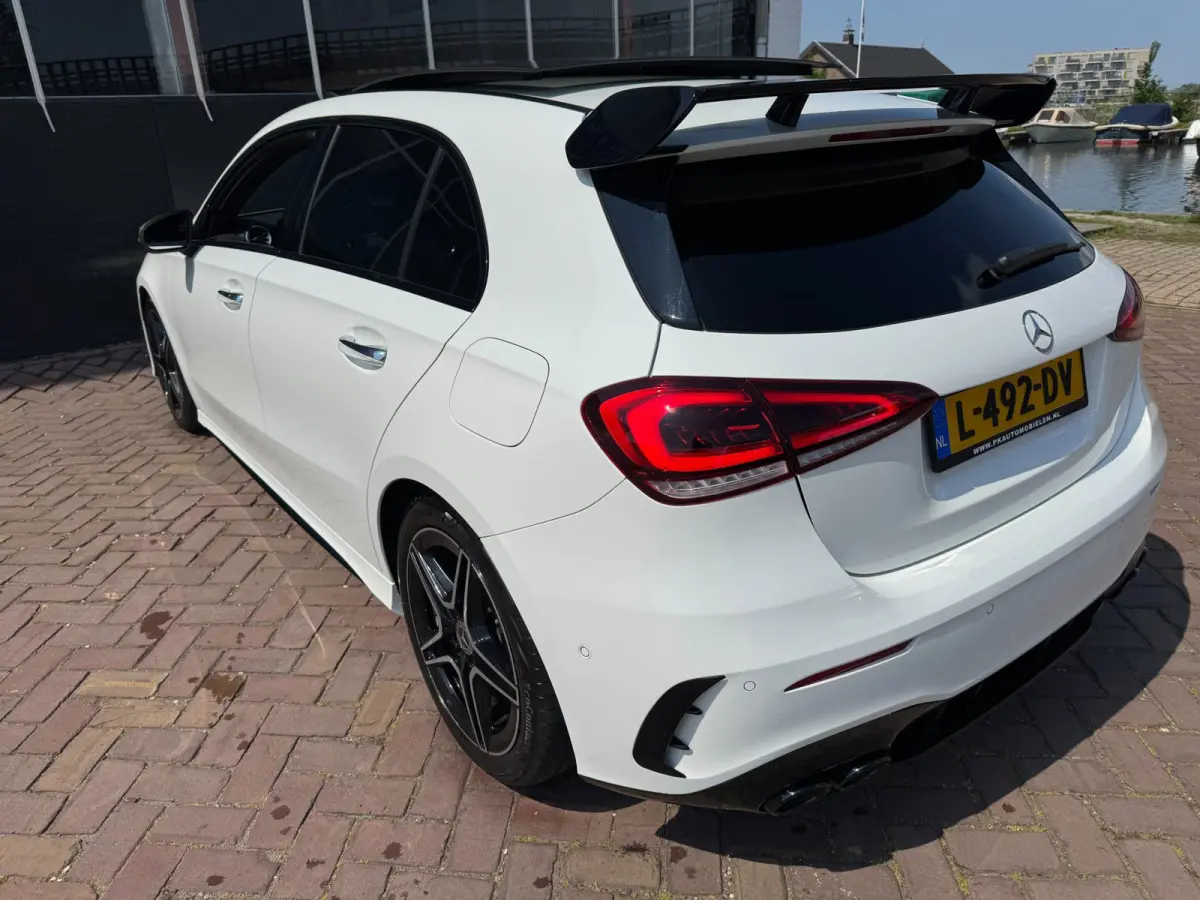 180 Business Solution AMG **PANODAK + WIDESCREEN + BURMESTER + KEYLESS + CAMERA**