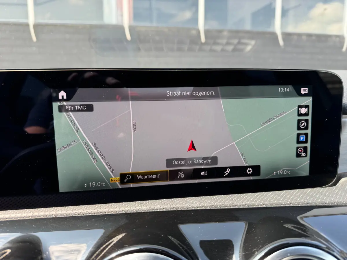 180 Business Solution AMG **PANODAK + WIDESCREEN + BURMESTER + KEYLESS + CAMERA**