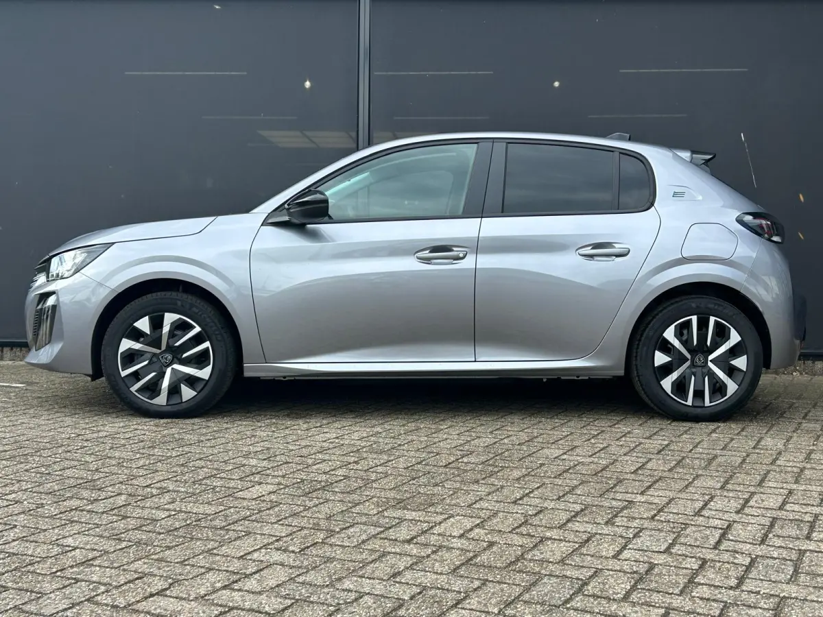 EV Business 51 kWh | Voorraad-Actie ! | Navigatie | 3-Fase | Draadloos Apple Carplay & Android Auto | Climate Control | !!