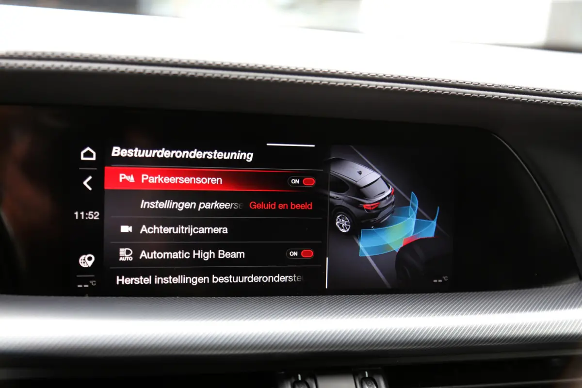 2.0T 280PK AWD Veloce*Perfect Alfa Onderh.*Black pack/ACC met stuurhulp/H&K/Memorie/Camera/Leder/Stoelverw./Stuurverw./Dodehoek/DAB/LED/Elek. Klep/Parkeersens.V+A/21 inch LM*