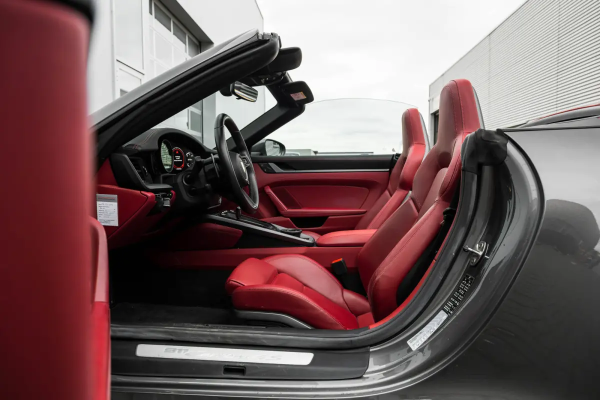 3.0 Carrera 4 S 450PK | Bose Audio | Sport Chrono | Sport Uitlaat | Matrix LED Koplampen | Luxe Ledere Interieur