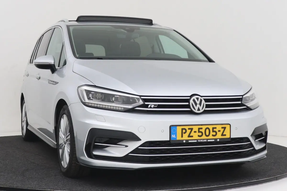 1.8 TSI Highline Business R-Line 7p | Trekhaak | Panoramadak | 180 PK | Dealer Ond. | CarPlay | Stoelverwarming