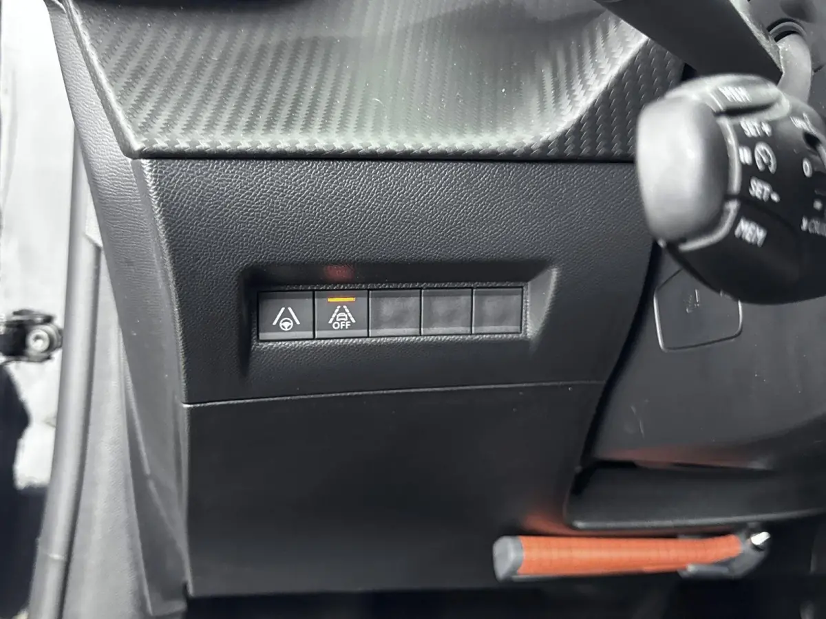 100pk Automaat GT | Navigatie | Camera | Dodehoekbewaking
