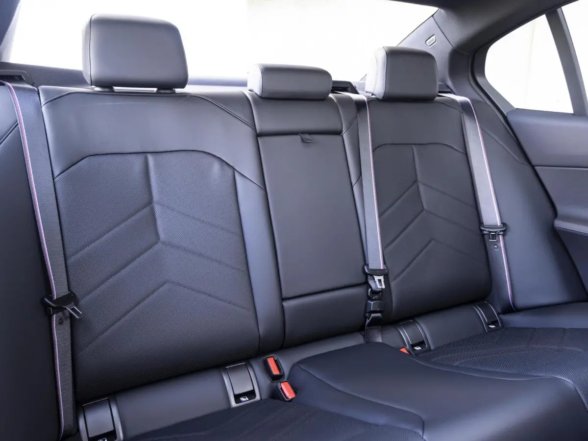 530e xDrive | M Sportpakket Pro |  Innovation Pack | Travel Pack | Panoramadak