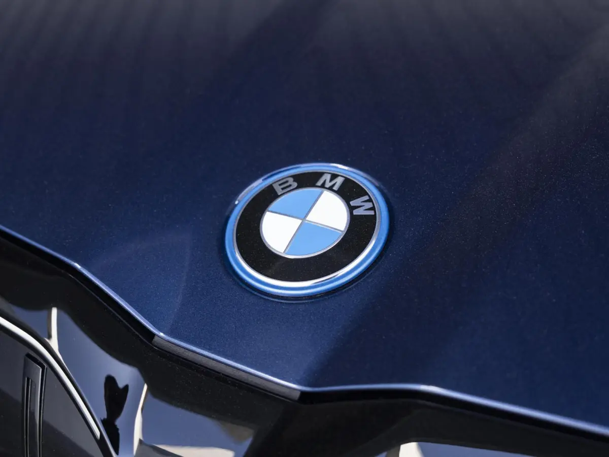 530e xDrive | M Sportpakket Pro |  Innovation Pack | Travel Pack | Panoramadak