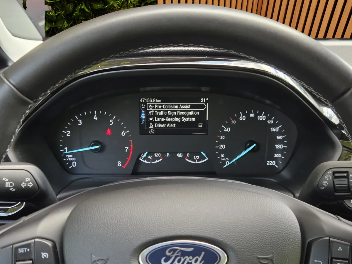 1.0 EcoBoost Hybrid Titanium | Stuur/stoelverwarming | Keyless | DAB | Lane Keeping