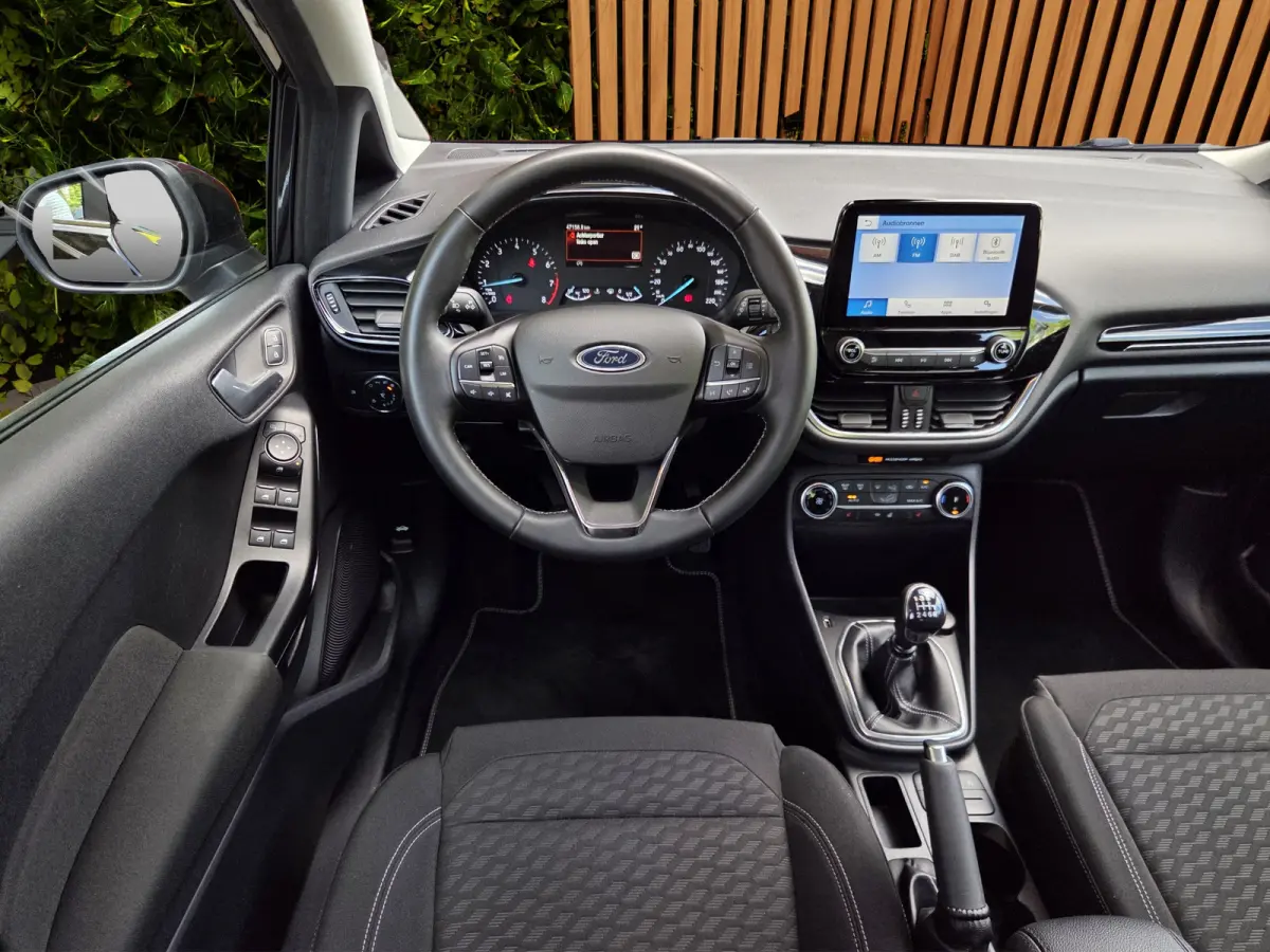 1.0 EcoBoost Hybrid Titanium | Stuur/stoelverwarming | Keyless | DAB | Lane Keeping