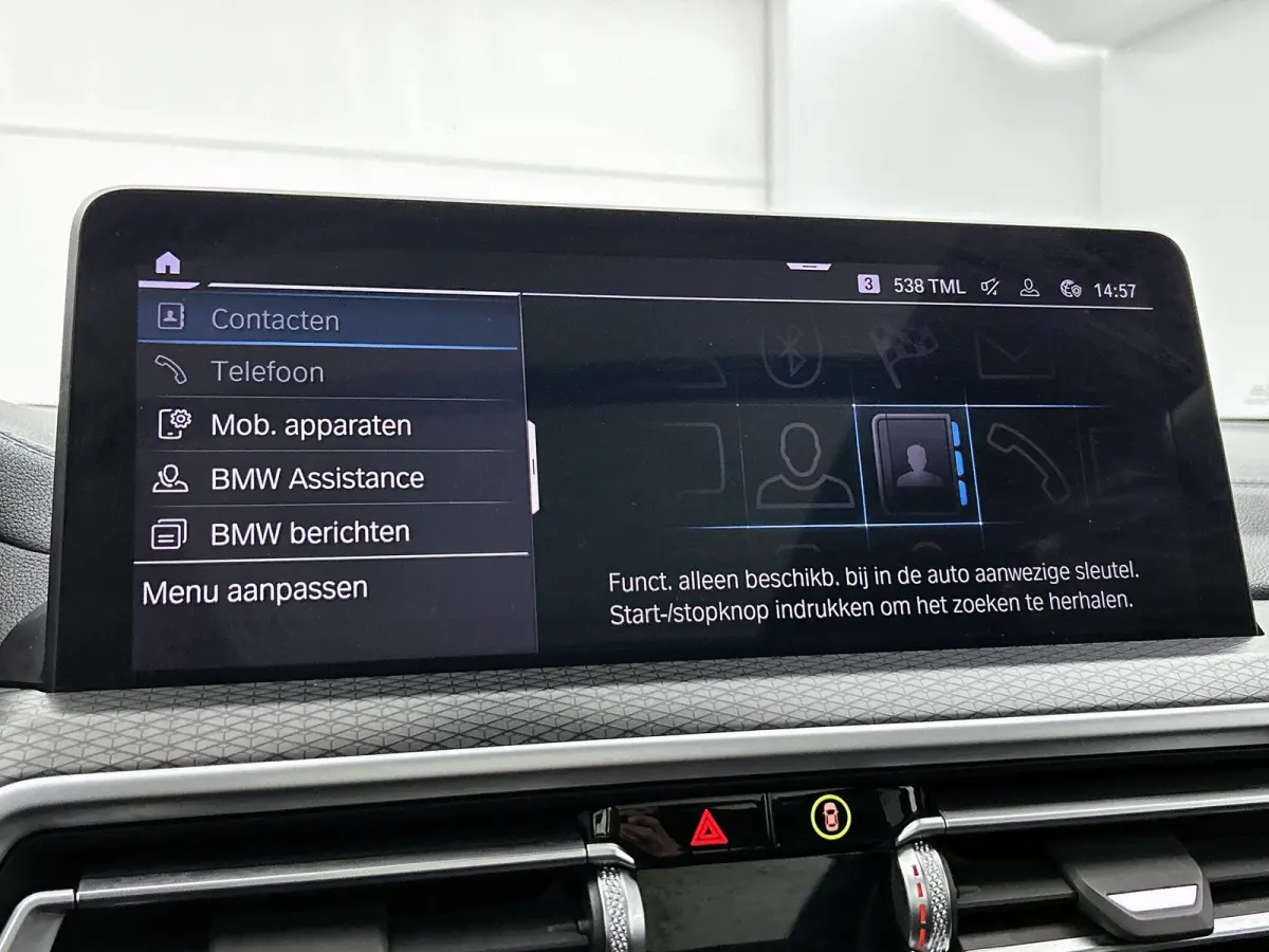 xDrive30e High Executive | M-SPORT | PANORAMADAK | HARMAN KARDON | HEAD-UP | CAMERA | LEER