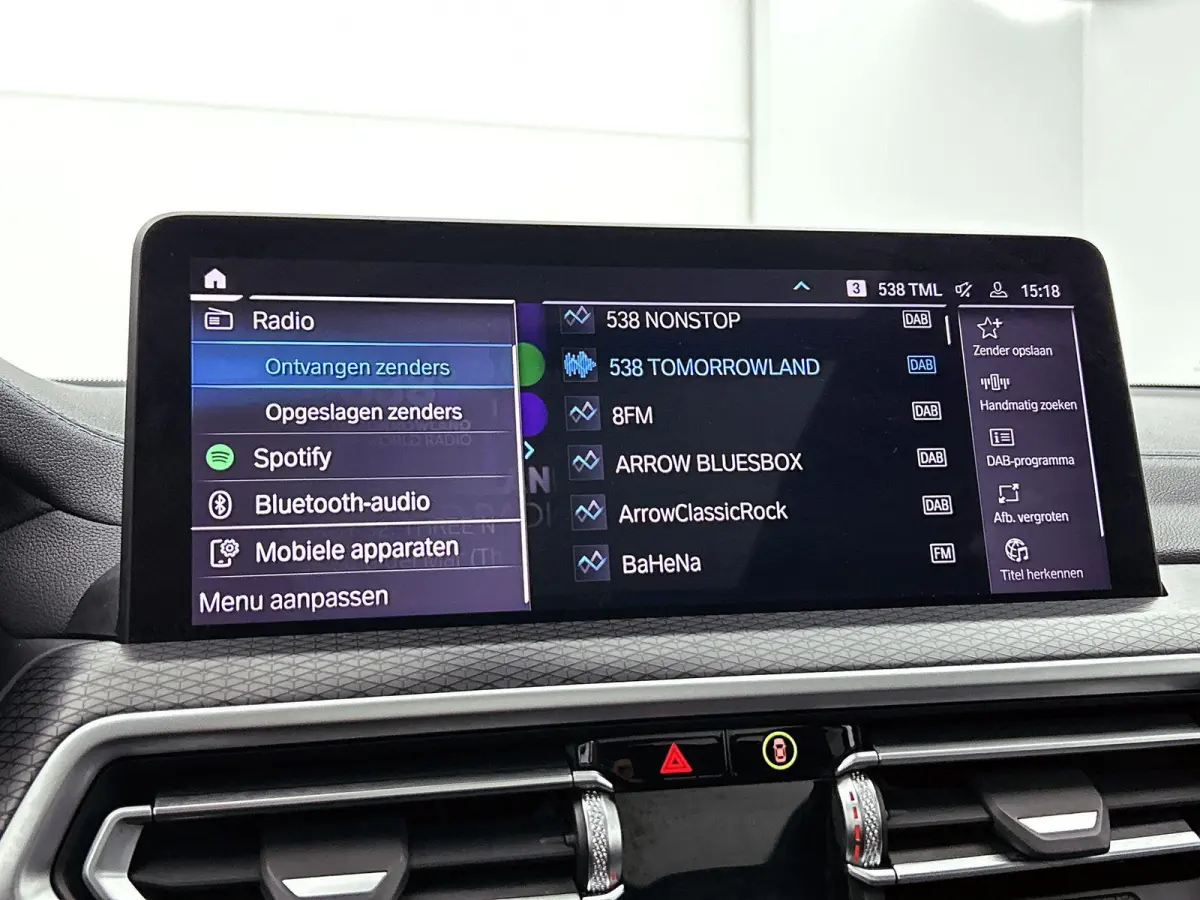 xDrive30e High Executive | M-SPORT | PANORAMADAK | HARMAN KARDON | HEAD-UP | CAMERA | LEER