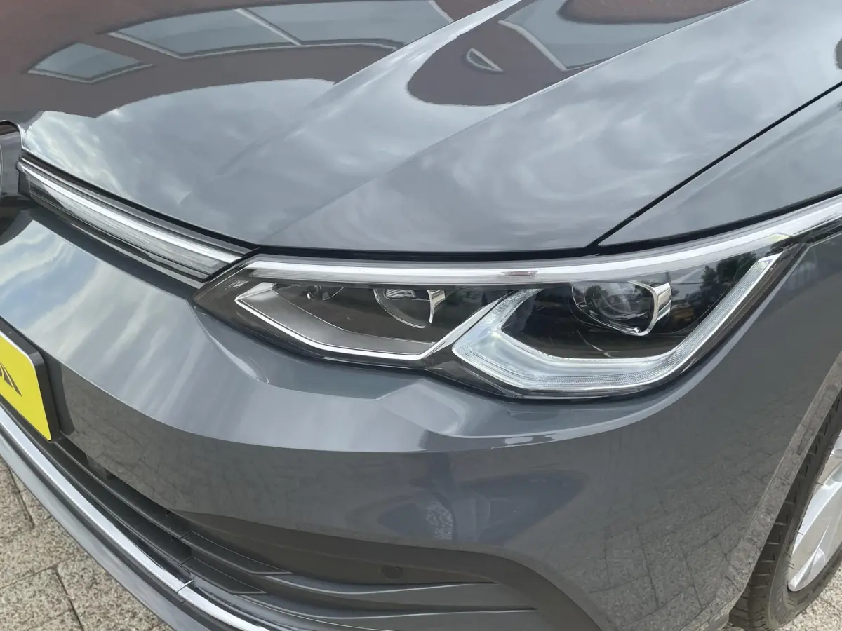 1.5 eTSI 150pk DSG Style Navigatie Apple Carplay/Android Auto Parkeersensoren Adaptive Cruise Control Blind Spot Assist Stoel-en stuurverwarming Ledverlichting Climate Control