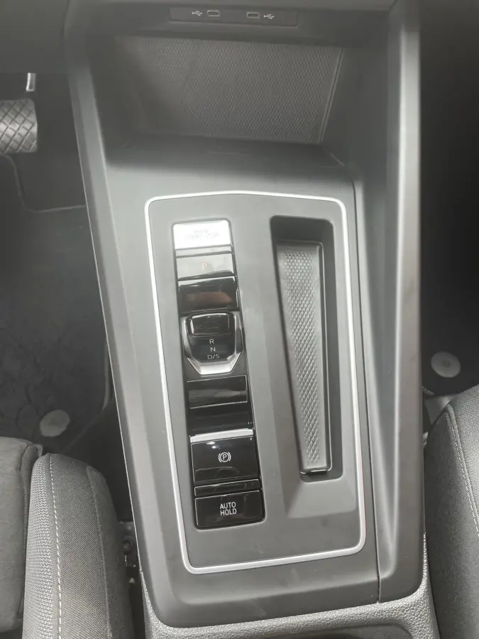 1.5 eTSI 150pk DSG Style Navigatie Apple Carplay/Android Auto Parkeersensoren Adaptive Cruise Control Blind Spot Assist Stoel-en stuurverwarming Ledverlichting Climate Control
