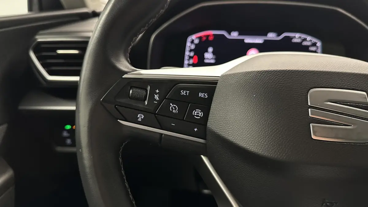 1.0 EcoTSI Style AUTOMAAT ACC VIRTUAL ECC
