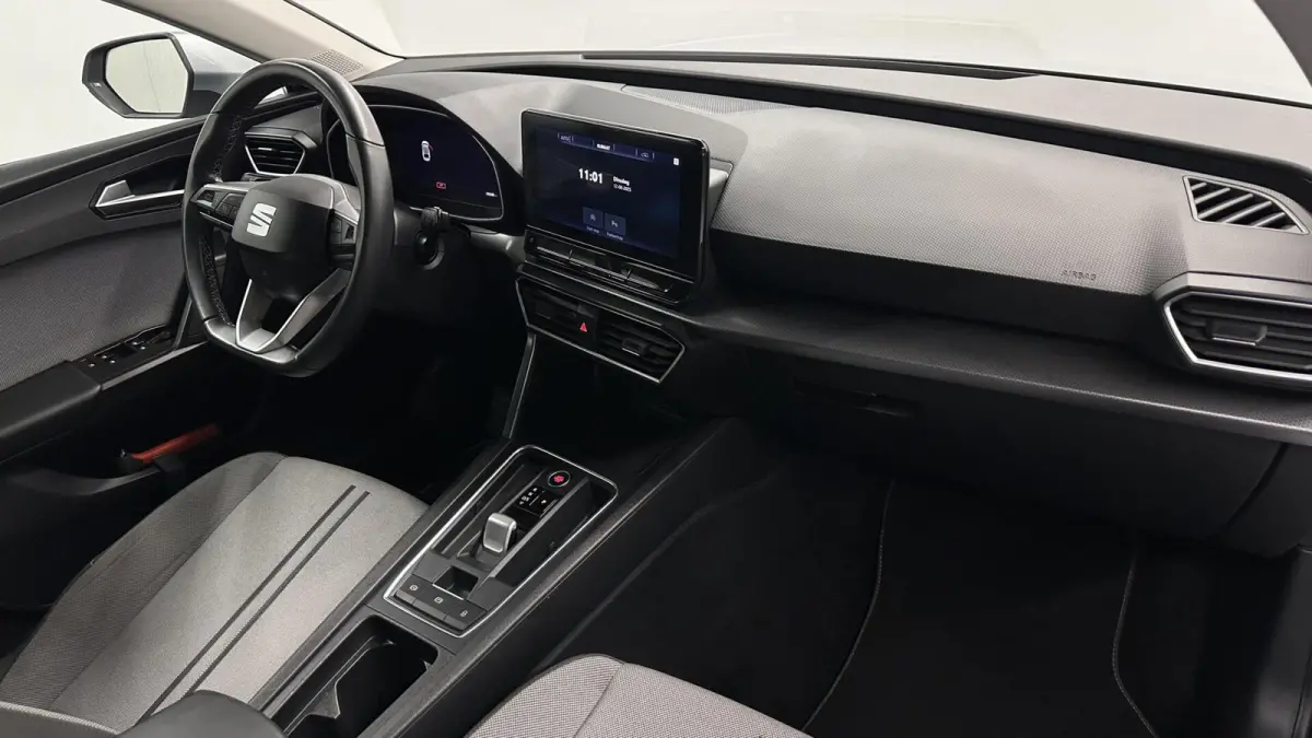 1.0 EcoTSI Style AUTOMAAT ACC VIRTUAL ECC