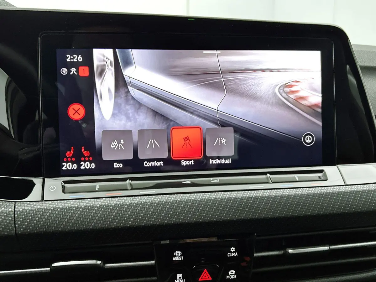 1.5 eTSI R-Line Business 150 PK | PANORAMADAK | ACHTERUITRIJCAMERA | APPLE CARPLAY - ANDROID AUTO | STOELVERWARMING | STUURVERWARMING | CLIMATE CONTROL | ADAPTIVE CRUISE CONTROL |