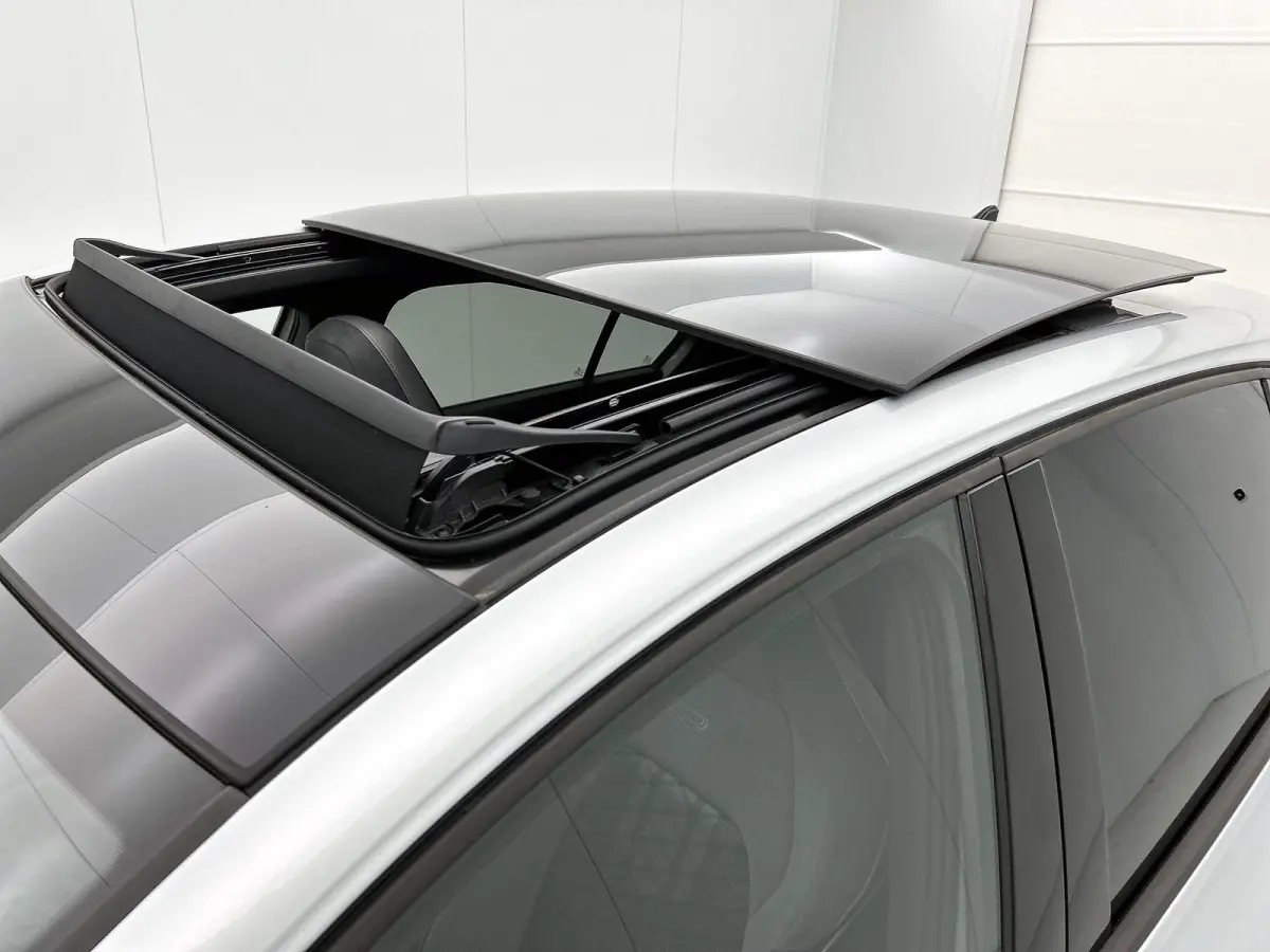 1.5 eTSI R-Line Business 150 PK | PANORAMADAK | ACHTERUITRIJCAMERA | APPLE CARPLAY - ANDROID AUTO | STOELVERWARMING | STUURVERWARMING | CLIMATE CONTROL | ADAPTIVE CRUISE CONTROL |