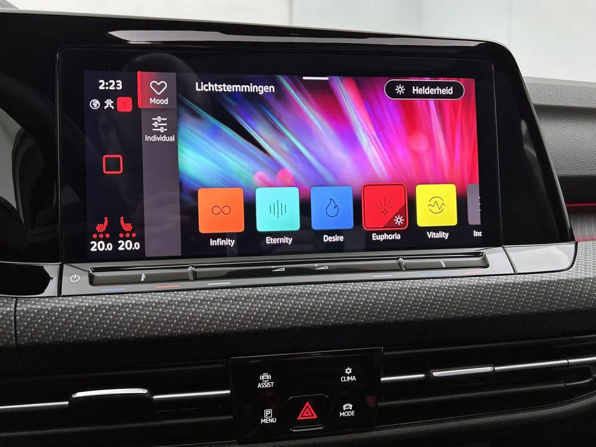 1.5 eTSI R-Line Business 150 PK | PANORAMADAK | ACHTERUITRIJCAMERA | APPLE CARPLAY - ANDROID AUTO | STOELVERWARMING | STUURVERWARMING | CLIMATE CONTROL | ADAPTIVE CRUISE CONTROL |