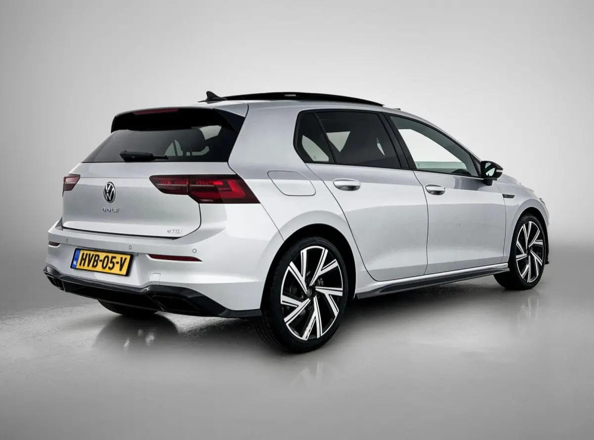 1.5 eTSI R-Line Business 150 PK | PANORAMADAK | ACHTERUITRIJCAMERA | APPLE CARPLAY - ANDROID AUTO | STOELVERWARMING | STUURVERWARMING | CLIMATE CONTROL | ADAPTIVE CRUISE CONTROL |