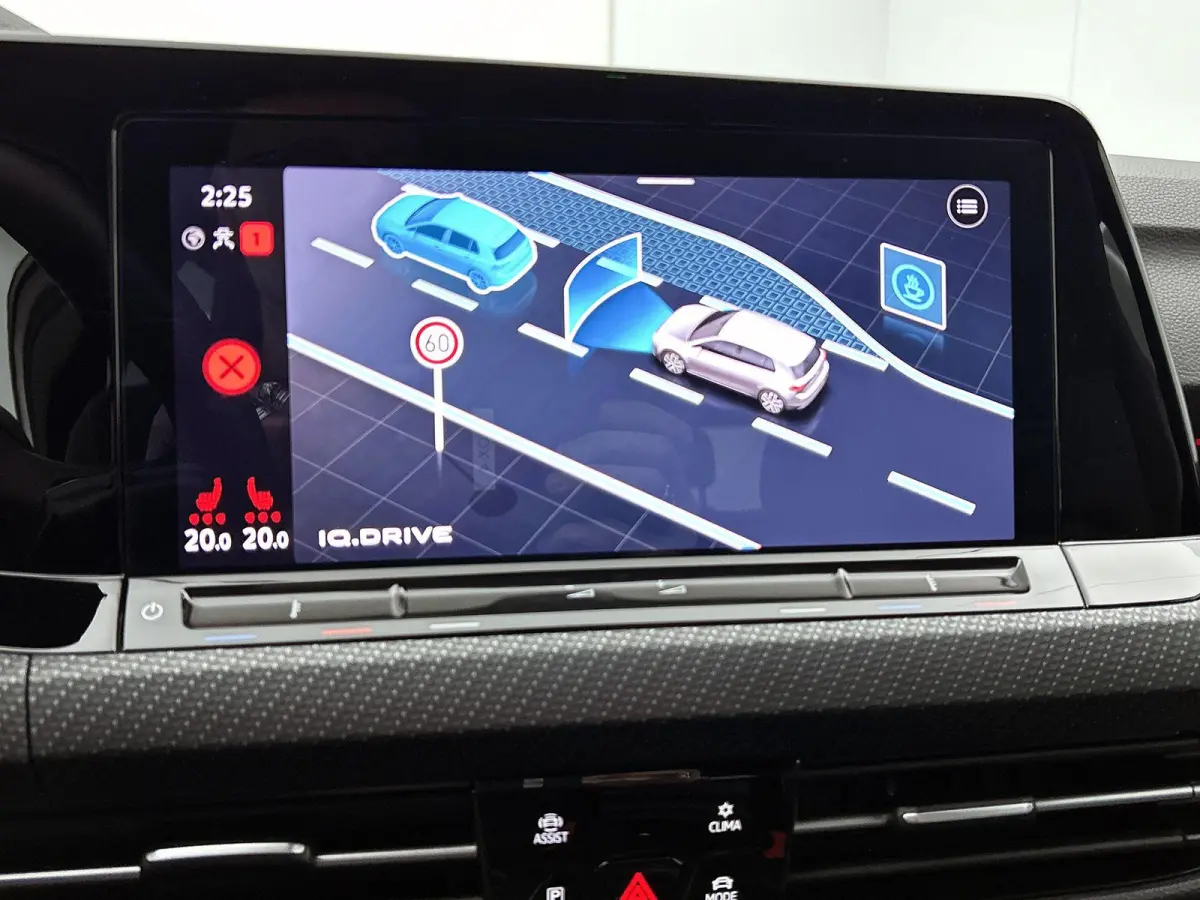 1.5 eTSI R-Line Business 150 PK | PANORAMADAK | ACHTERUITRIJCAMERA | APPLE CARPLAY - ANDROID AUTO | STOELVERWARMING | STUURVERWARMING | CLIMATE CONTROL | ADAPTIVE CRUISE CONTROL |