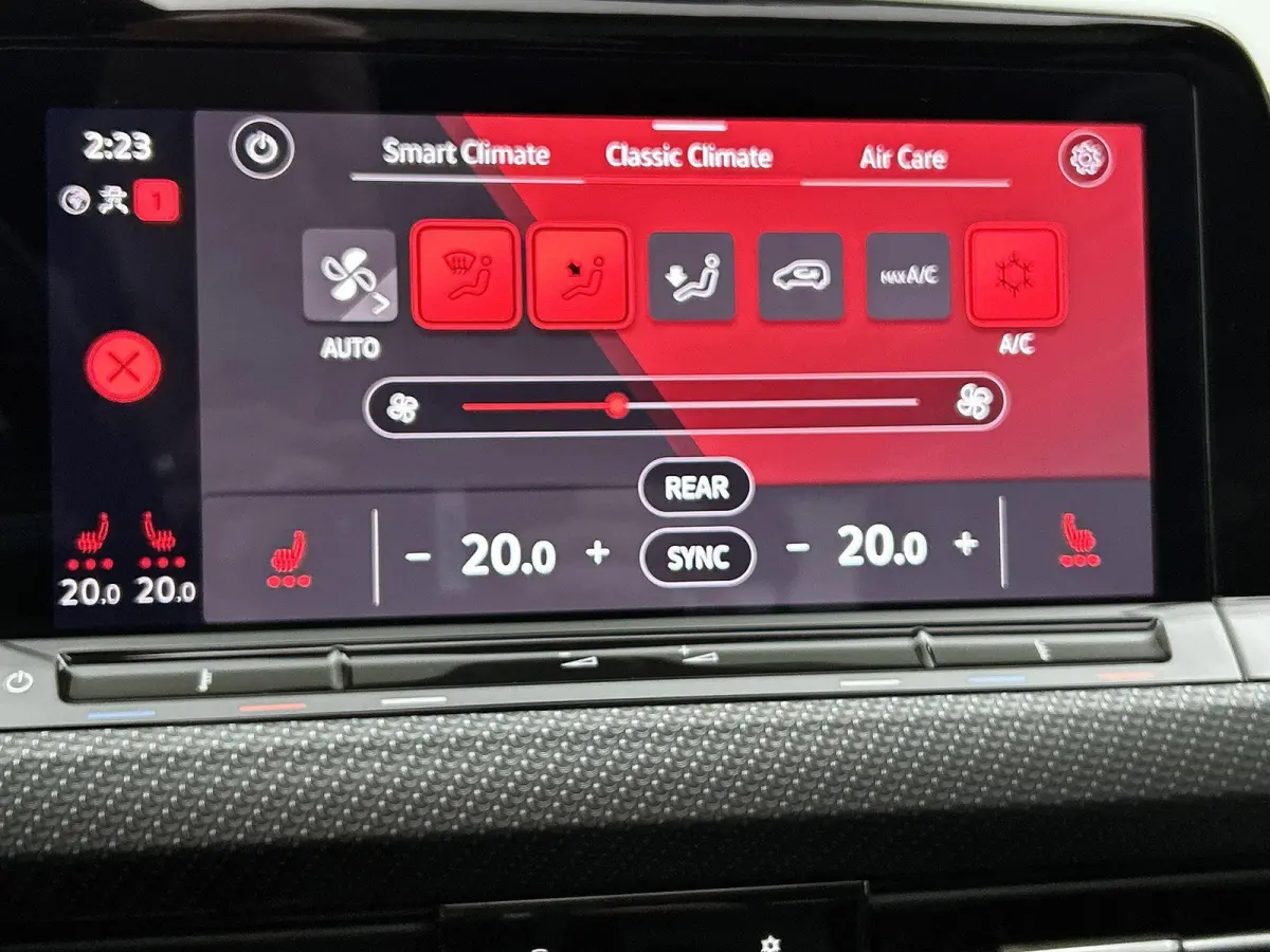 1.5 eTSI R-Line Business 150 PK | PANORAMADAK | ACHTERUITRIJCAMERA | APPLE CARPLAY - ANDROID AUTO | STOELVERWARMING | STUURVERWARMING | CLIMATE CONTROL | ADAPTIVE CRUISE CONTROL |