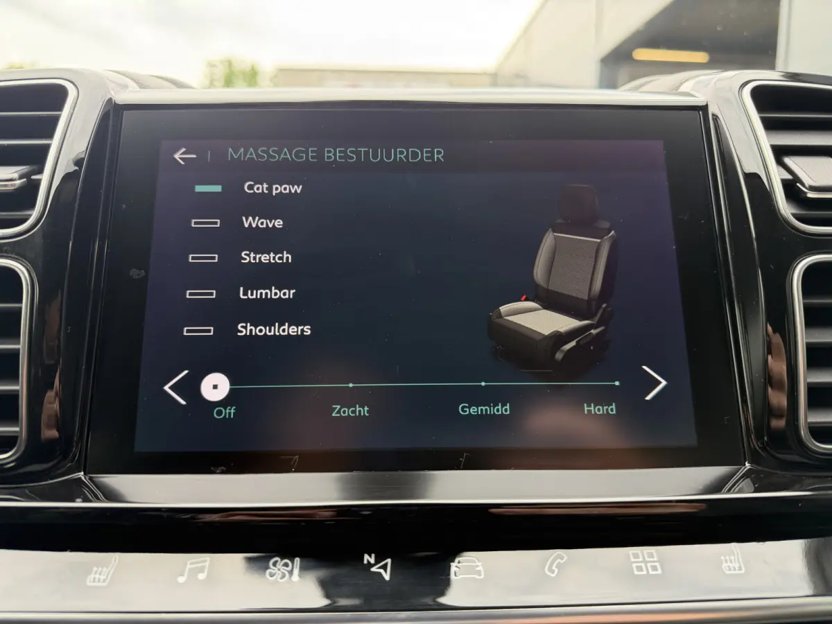 225pk Plug-in Hybrid Shine (Trekhaak - Leder incl verwarming/massage/geheugen - Adaptieve Cruise Controle - Keyless Entry - LED - Automatische Airco - Navigatie)