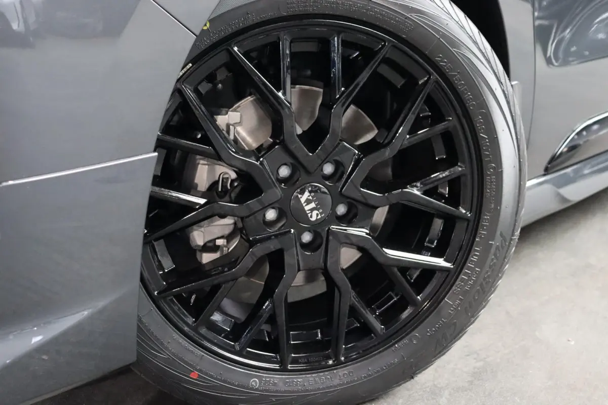 Electric L3 75 kWh STX / 0% rente / 2+6 jaar garantie / nieuw te bestellen