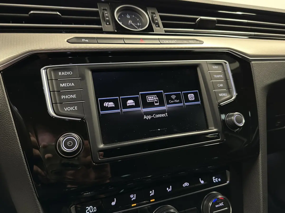 1.4 TSI GTE Connected TREKHAAK-NAVI-DAB-STOELVERWARMING