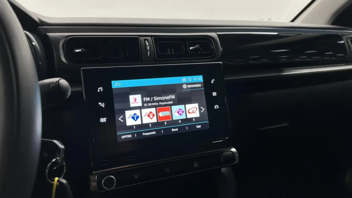 1.2 PureTech S&S Feel Edition CARPLAY LM NAVI CRUISE ECC.