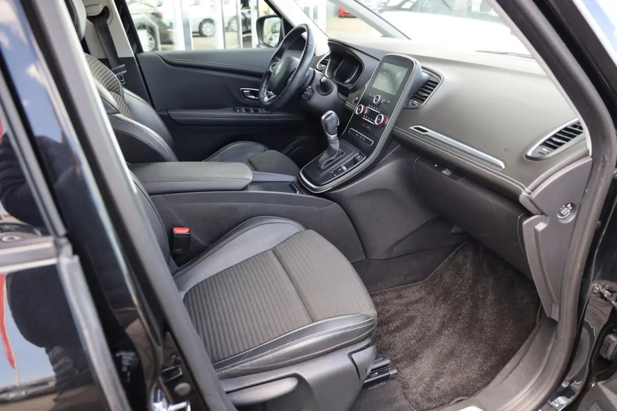 1.5 dCi Intens|Automaat|Camera|Navi|Cruise control|