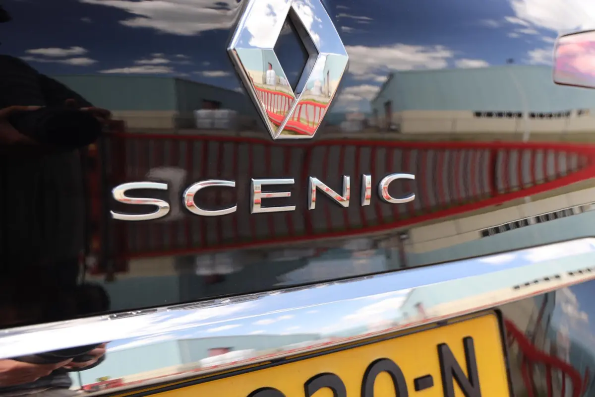 1.5 dCi Intens|Automaat|Camera|Navi|Cruise control|
