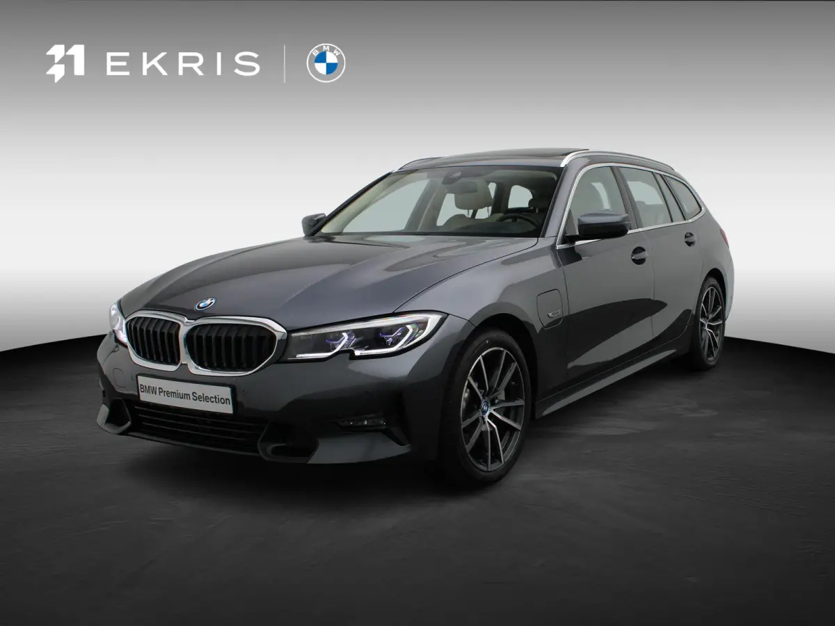 330e Business Edition | Model Sport Line | Comfort Access | Achteruitrijcamera | Panoramadak | Elektrisch Verstelbare Sportstoelen | Laserlight | Head-Up Display | DAB | HiFi