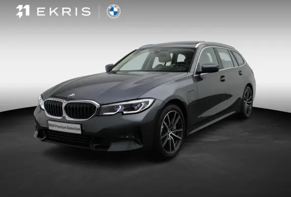 330e Business Edition | Model Sport Line | Comfort Access | Achteruitrijcamera | Panoramadak | Elektrisch Verstelbare Sportstoelen | Laserlight | Head-Up Display | DAB | HiFi