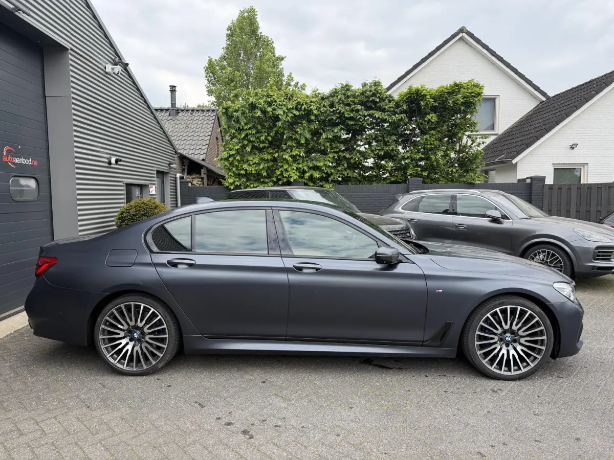 750d xDrive High Executive M-Sport | 360* Camera | Harmon Kardon | Head-Up Display | Elektrische Achterklep |
