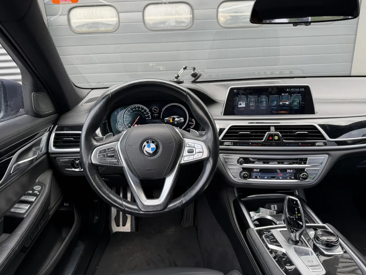 750d xDrive High Executive M-Sport | 360* Camera | Harmon Kardon | Head-Up Display | Elektrische Achterklep |