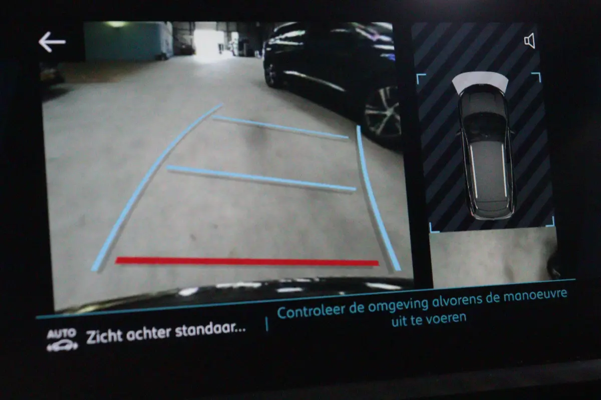 1.6 HYbrid4 300 Allure | NAVI / APPCONNECT | CLIMA | CAMERA + PDC | CRUISE | LANE-ASSIST / WARNING |