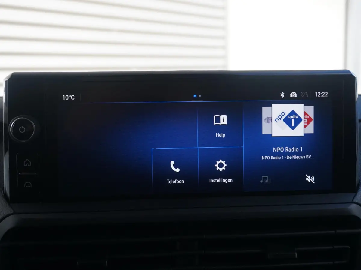 Electric L3 75 kWh | tot 8 jaar garantie | Apple Carplay | achteruitrijcamera | Comfort tussenschot | RAL1032