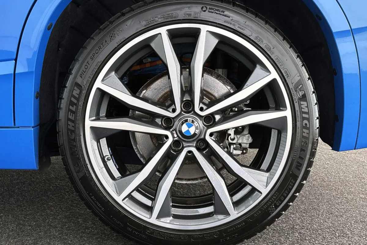 xDrive25e M Sport Panoramadak Head-Up HiFi Keyless Memory