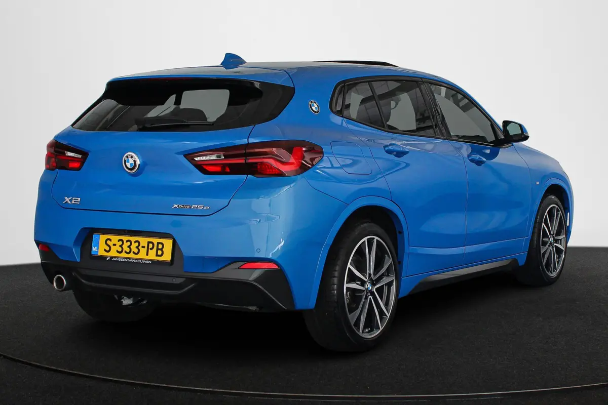 xDrive25e M Sport Panoramadak Head-Up HiFi Keyless Memory